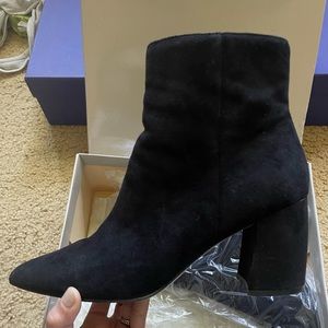 Marc Fisher Black Suede booties